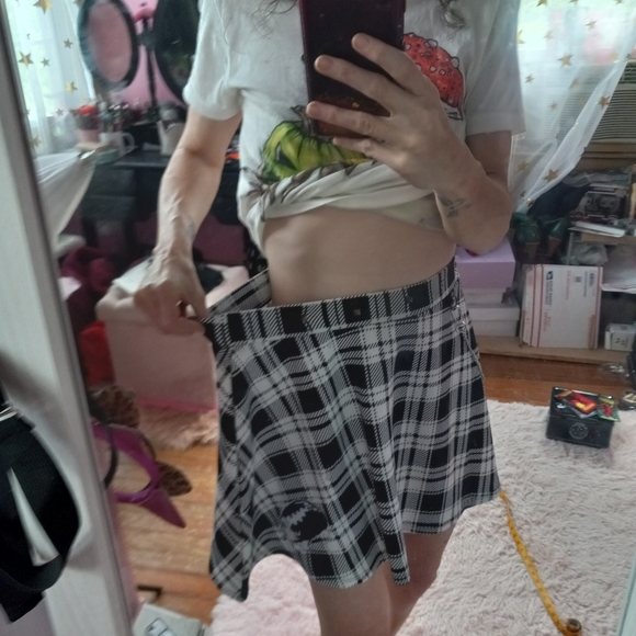 ❣️Rage Mosh 'Fit! Custom outfit w reversible skirt! Classic horror! PRICE FIRM! - Picture 8 of 8